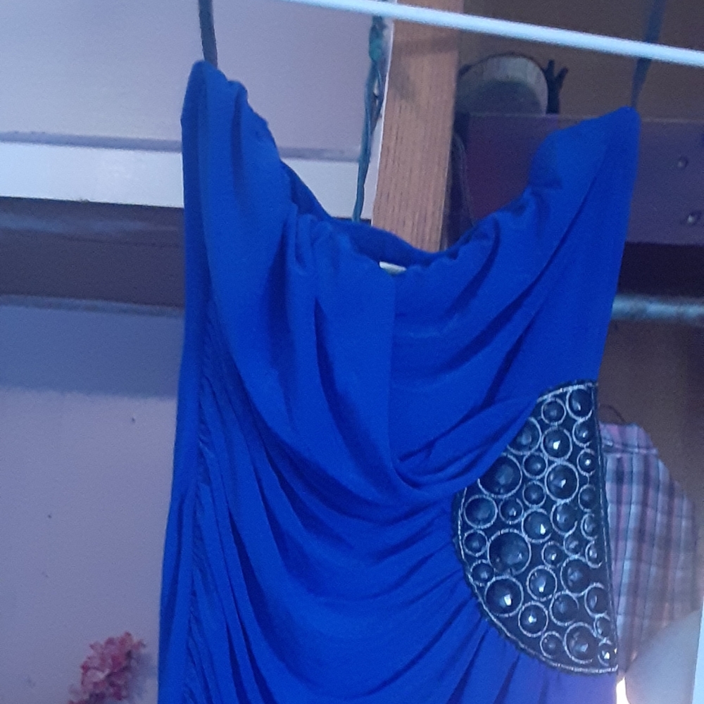 Blue strapless dress